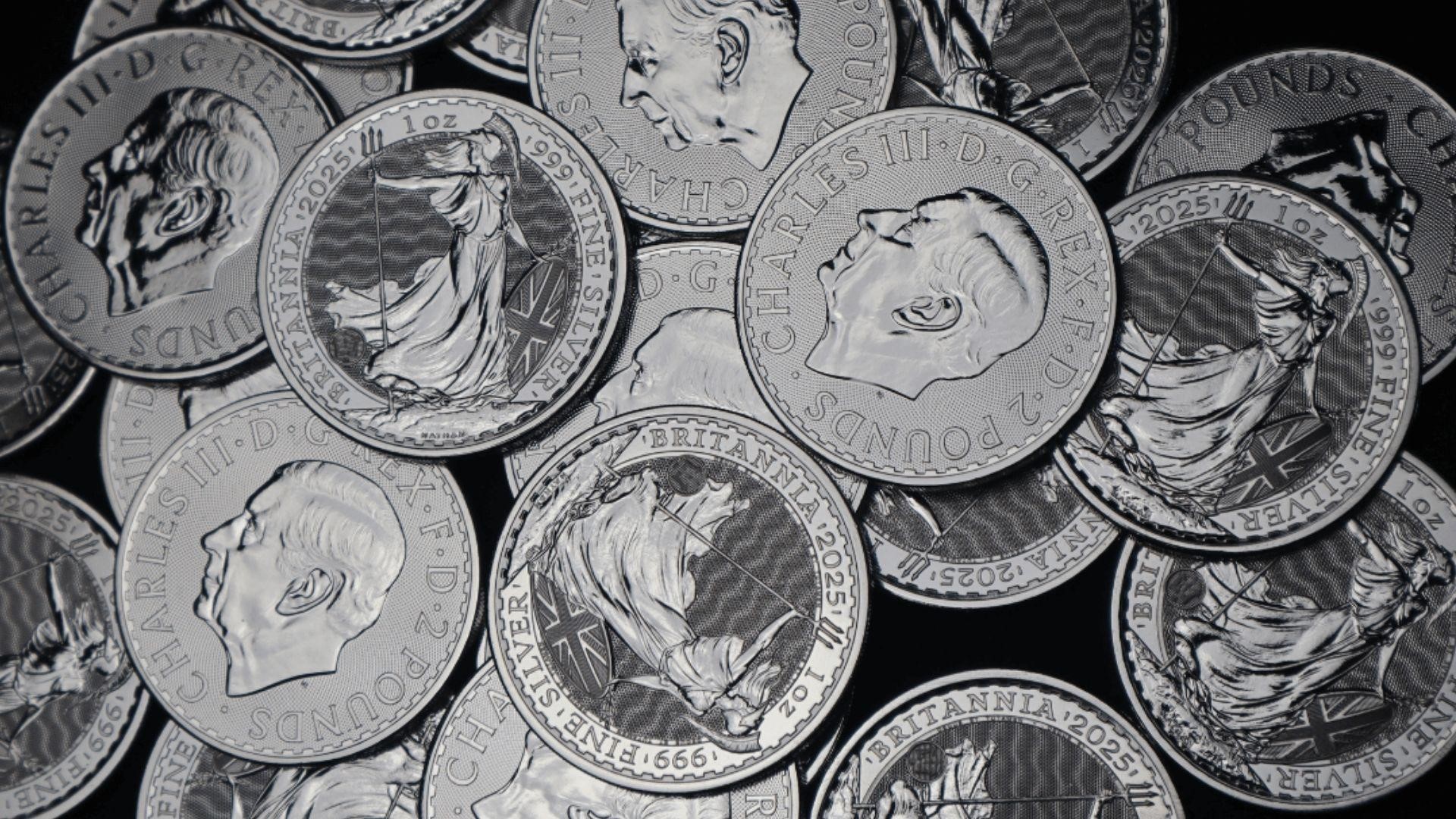 “Cijena mu raste brže nego zlatu” – nagli uspon srebra privlači sve više ulagača