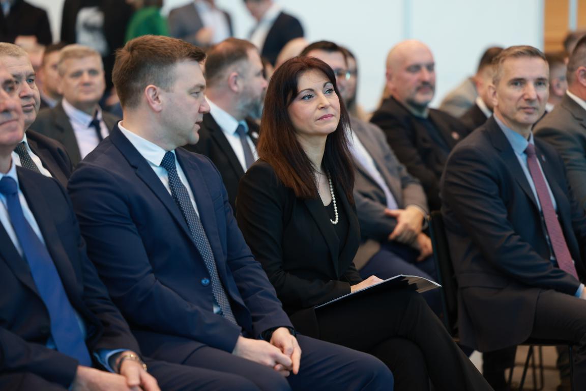 Otvoren 32. Proljetni i 26. Obrtnički sajam: Više od 200 izlagača potvrđuje snažan gospodarski zamah OBŽ